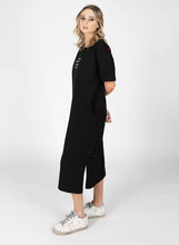 Load image into Gallery viewer, Bebe Dress - Kisses